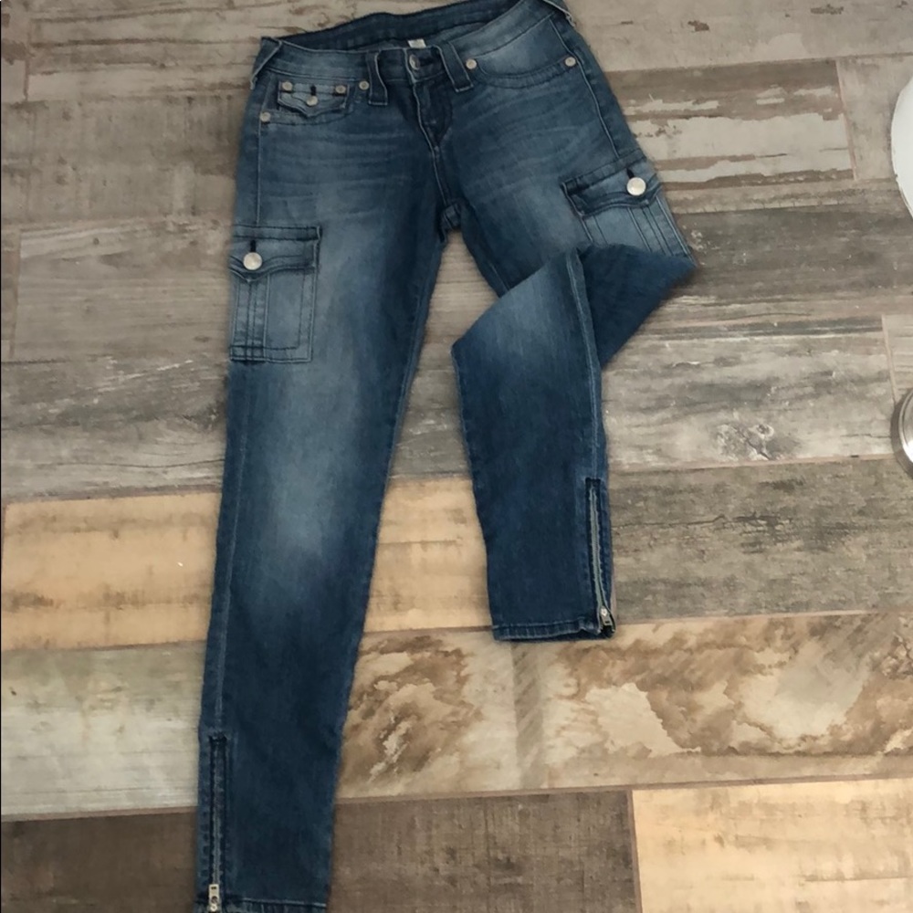 True Religion Cargo Legging Jean - Size 25